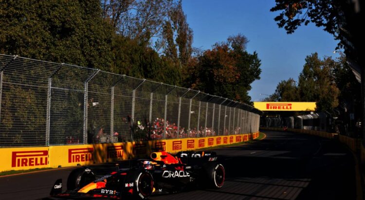 F1 - GP d'Australie : Verstappen devance Hamilton et Alonso dans le chaos !