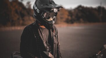 Alt="Accessoires moto : les 5 indispensables"