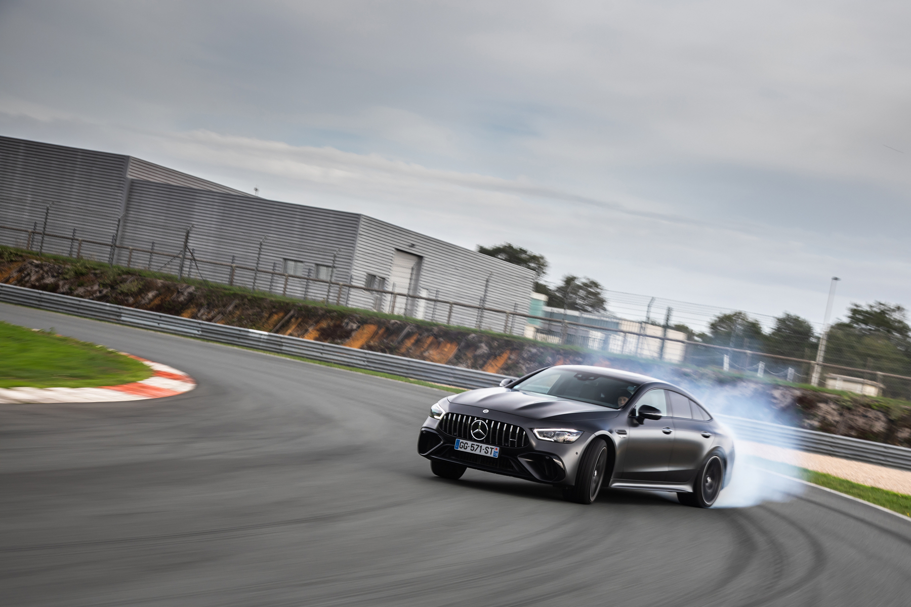 Mercedes-AMG GT 63 S E Performance