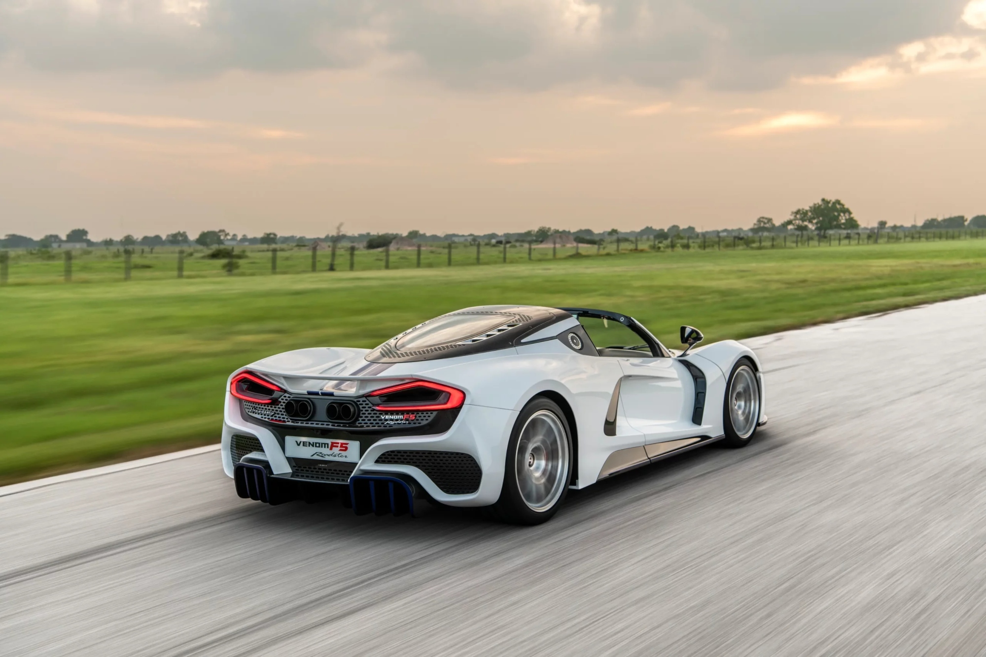 Hennessey Venom F5 Dodge SRT Viper GTS-R