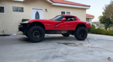 Dodge Viper transformer sportive 4x4