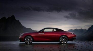 Rolls Royce Black Baccara