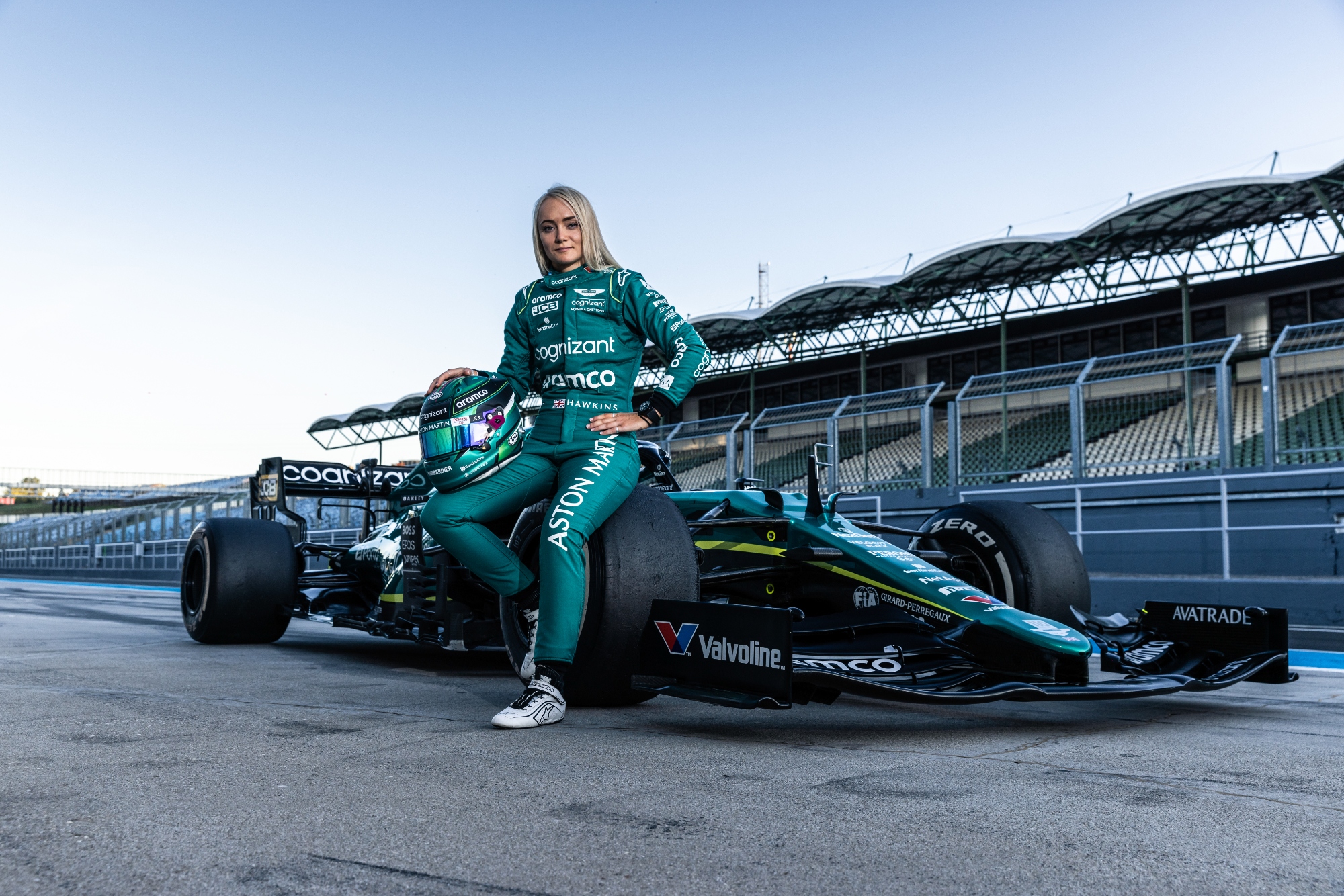 Jessica Hawkins Aston Martin F1