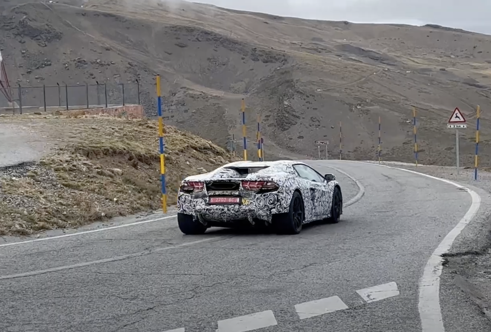 Lamborghini : la remplaçante de la Huracan avec un V8 hybride