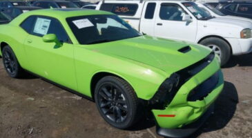 Dodge Challenger et Charger broy&eacute;es peu kilom&egrave;tres