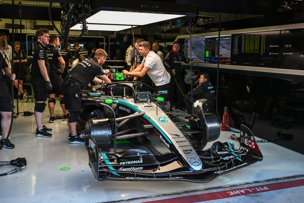 F1 Suspensions tirant poussoir push-rod pull-rod 2024