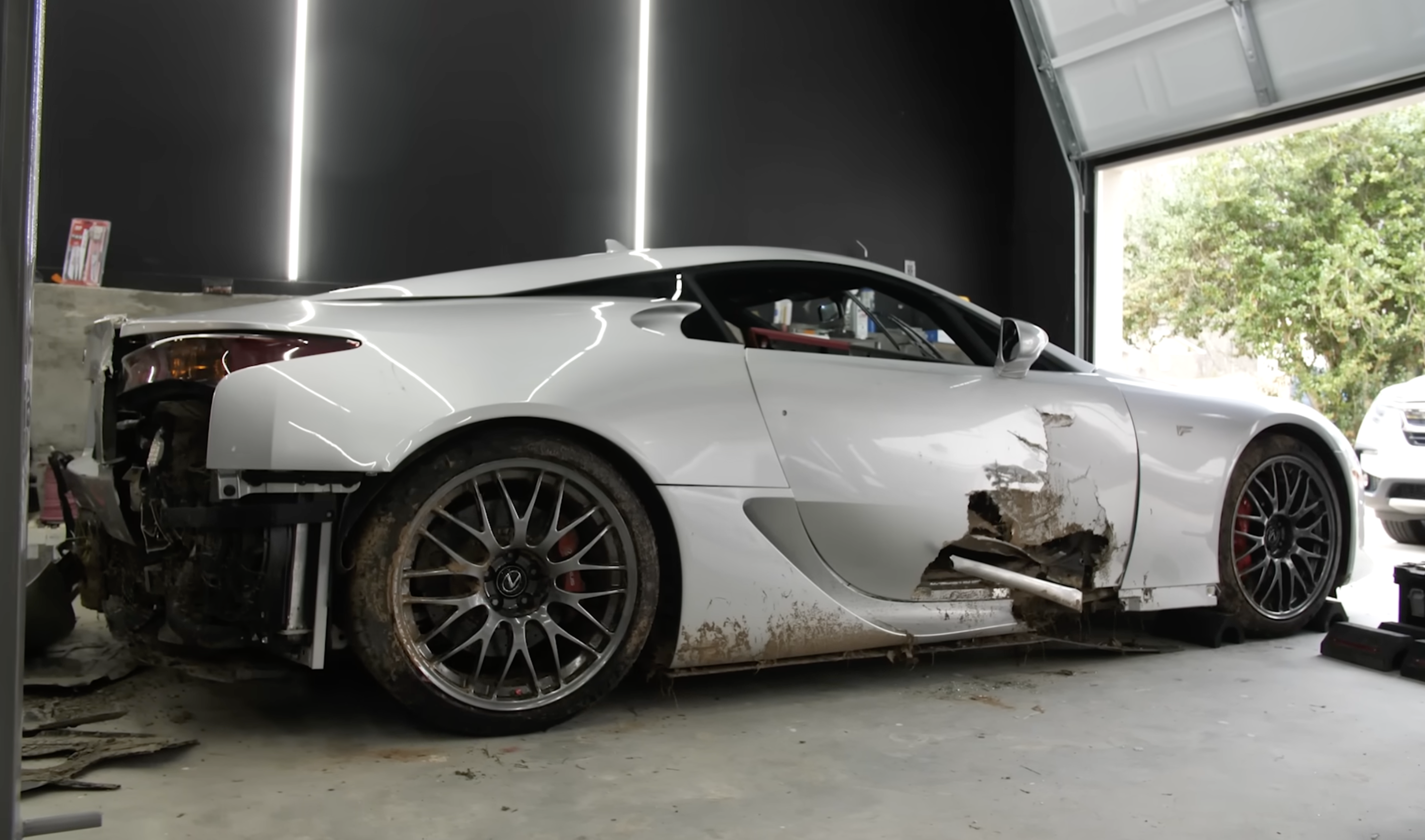Lexus LFA accidentée réparable