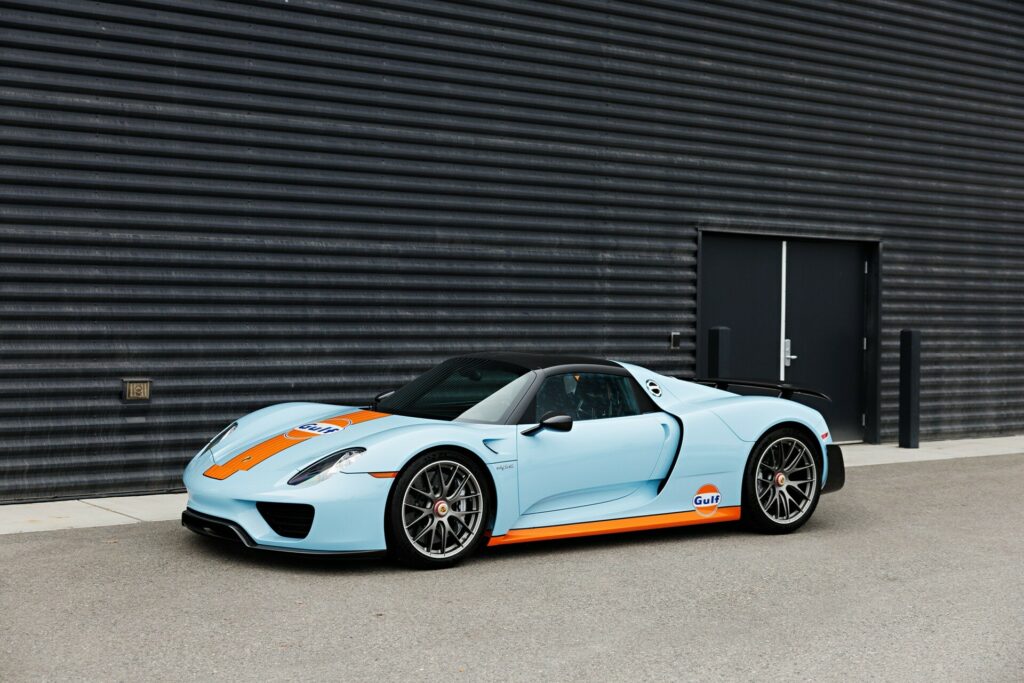 Porsche 918 Spyder Gulf Edition 2024