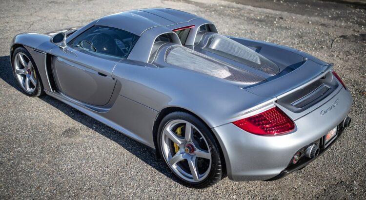Qui a osé rouler 26.000 kilomètres en Porsche Carrera GT ?