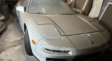 Acura NSX 1992 abandon grange 30 ans