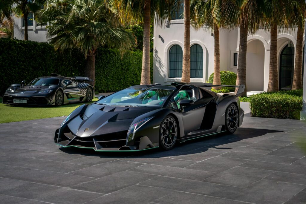 Lamborghini Veneno Roadster enchères