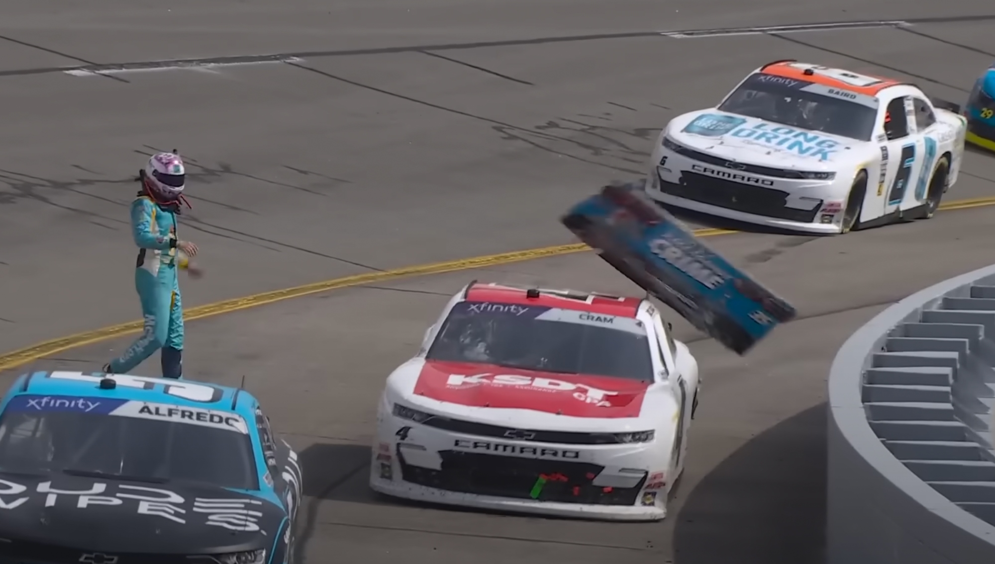 pilote NASCAR pare-choc vidéo 2024