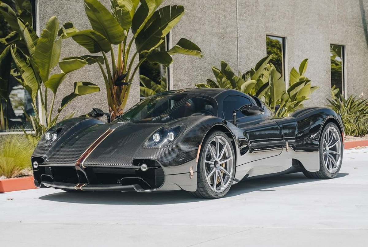 Pagani Utopia carbone