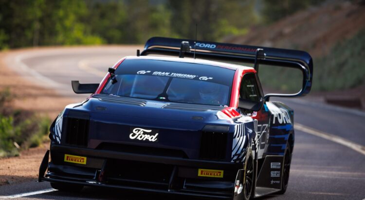 Le Ford F-150 Lightning SuperTruck et ses 1.400 ch prêts pour Pikes Peak 2024 !