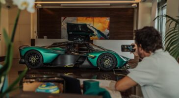 Fernando Alonso Aston Martin Valkyrie 2024