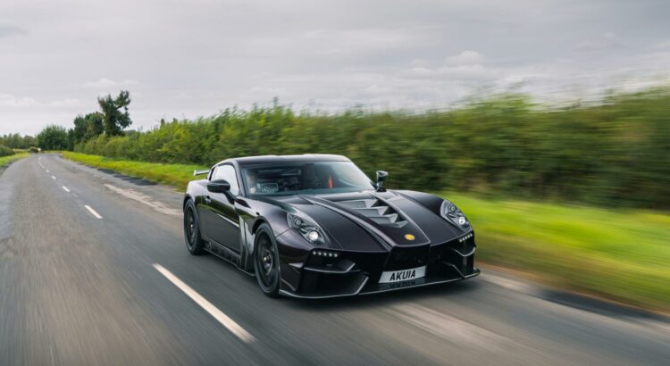 Ginetta Akula (2024) : une nouvelle "bombinette" de 600 ch à boite manuelle