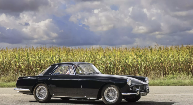 Qui veut acheter la Ferrari 250 GT d'Angelina Jolie (+images)