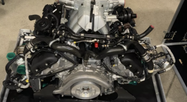 McLaren P1 moteur V8 hybride