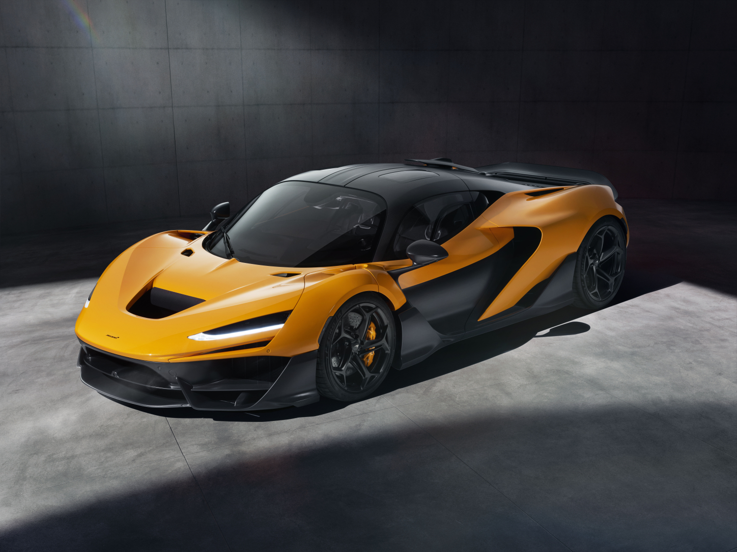 Nouvelle McLaren W1 (2025)