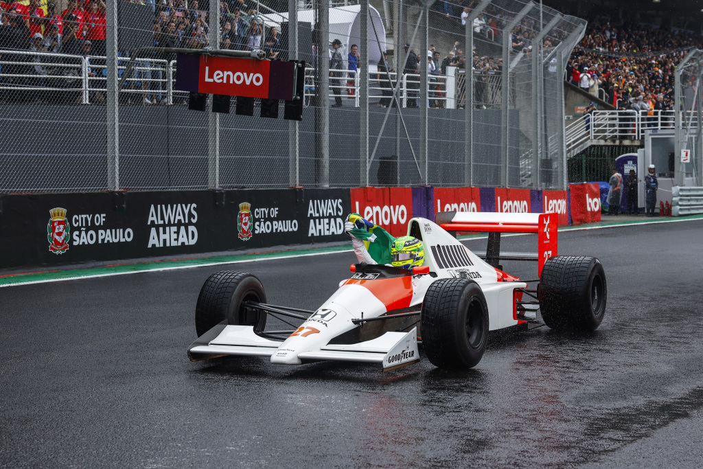 Ayrton Senna McLaren MP4/5B Lewis Hamilton brésil 2024