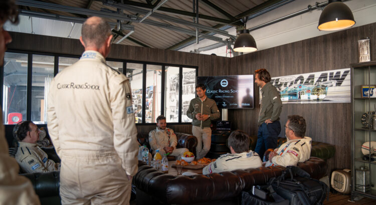 Sport Auto remonte le temps à la "Classic Racing School" de Charade