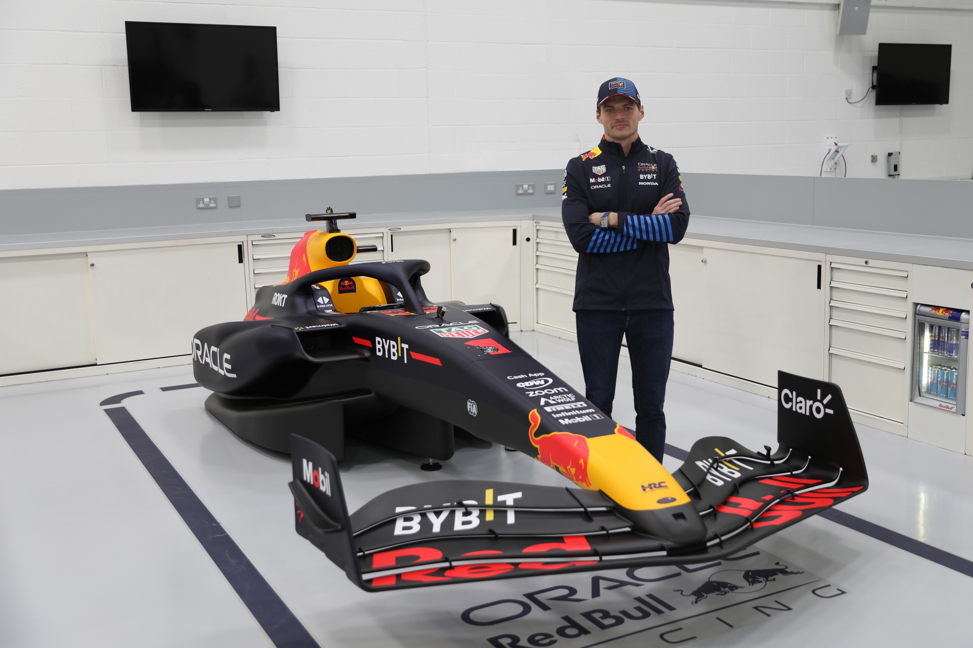 Max Verstappen Red Bull Racing simulateur course F1
