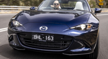 Mazda MX-5 R&eacute;tromobile 2025