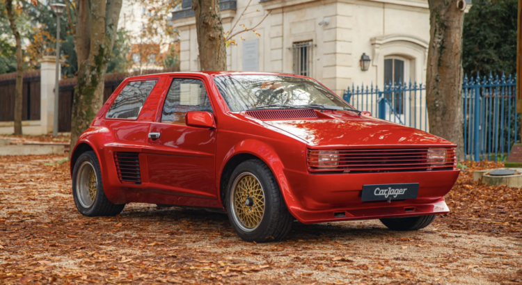 Sbarro Super Eight : un look de Renault 5 et un moteur de Ferrari