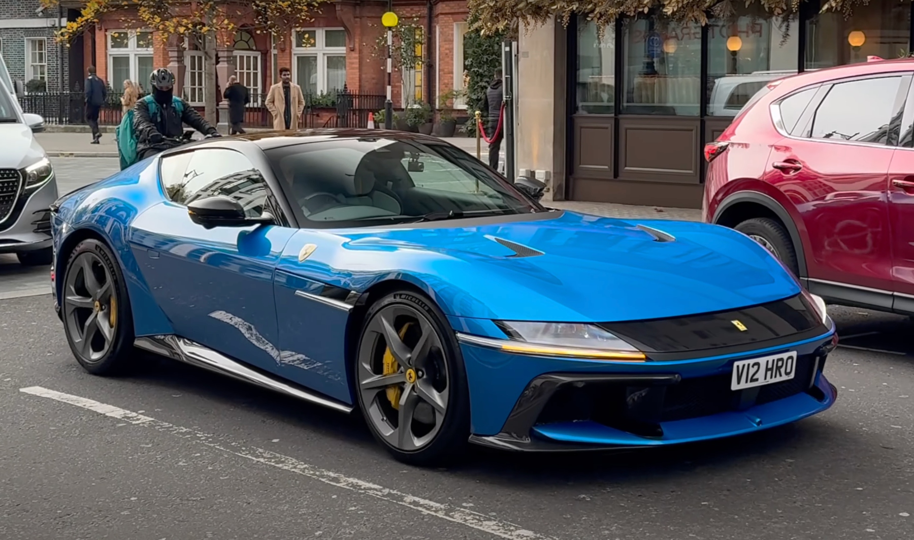 Ferrari 12Cilindri vidéo 2025
