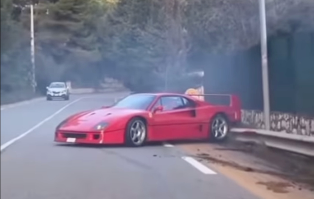 Ferrari F40 accident vidéo 2025