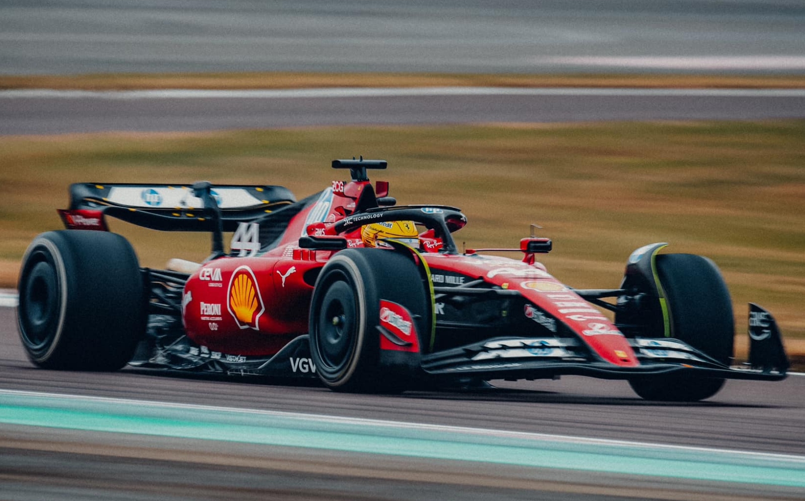 F1 Lewis Hamilton Ferrari vidéo 2025