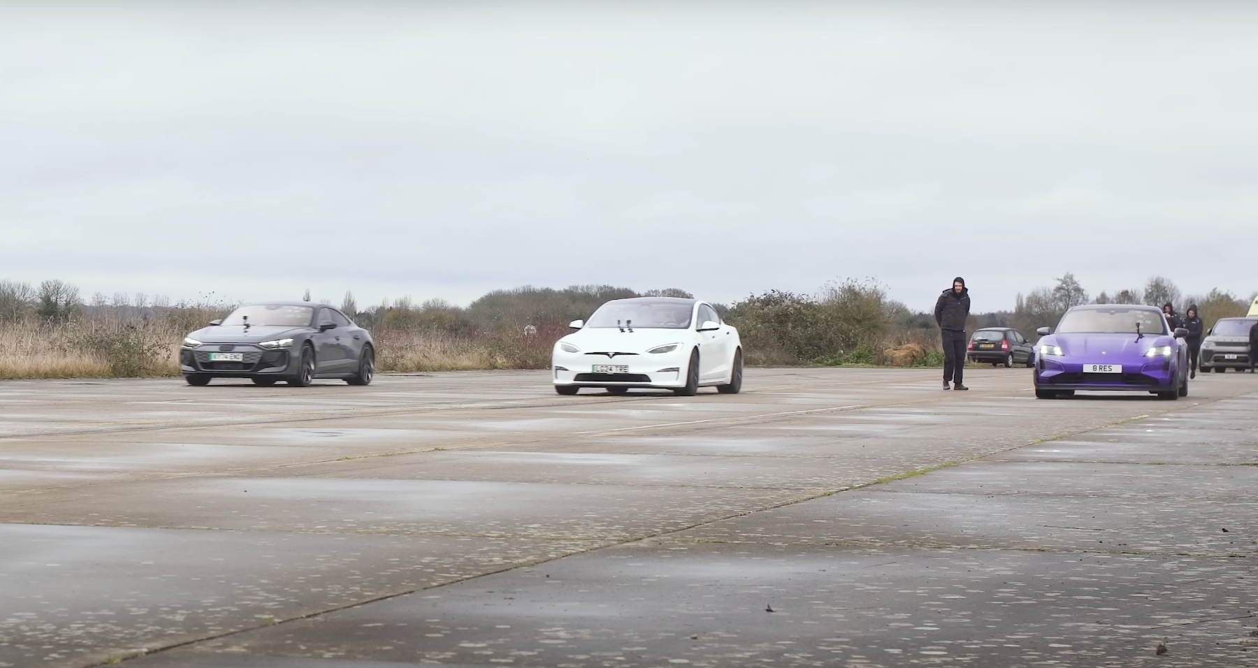 Porsche Taycan Turbo GT Audi RS Tesla Model S Plaid vidéo 2025