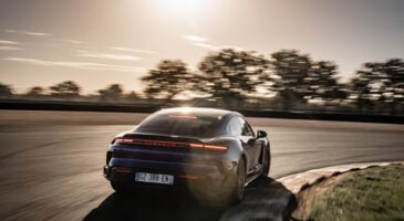 Porsche Taycan Turbo GT Essai Sport Auto
