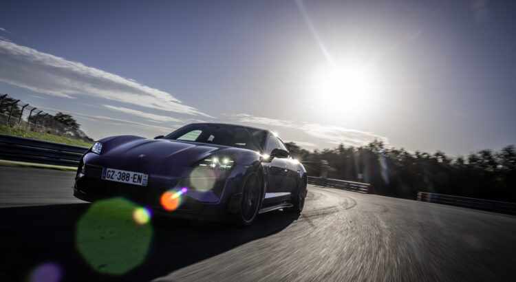 Supertest - Porsche Taycan Turbo GT : est-elle une vraie sportive ?