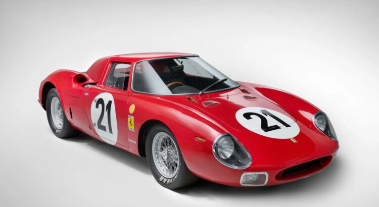 Ferrari 250 LM (1964) : ce mythe roulant affole les enchères à Rétromobile !
