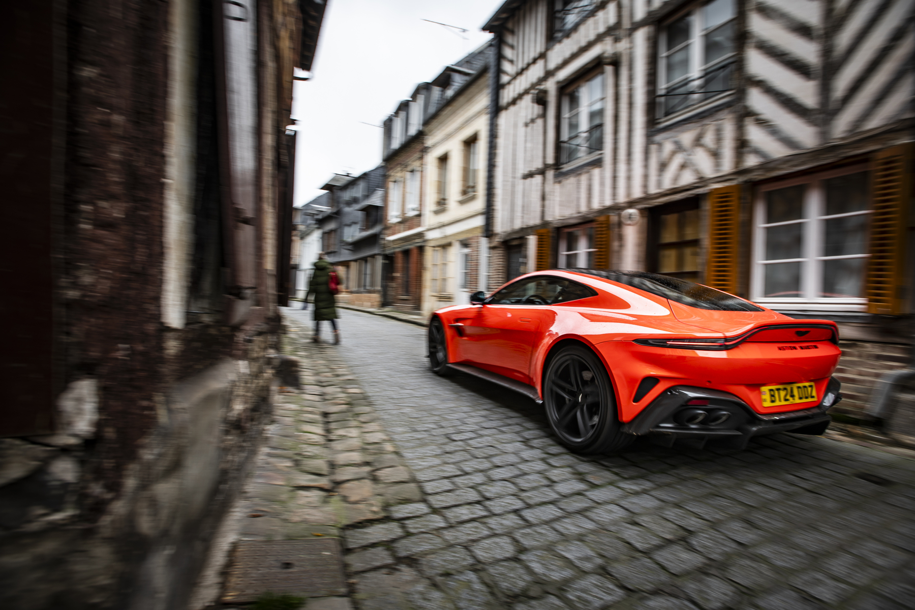 Aston Martin Vantage (2025)