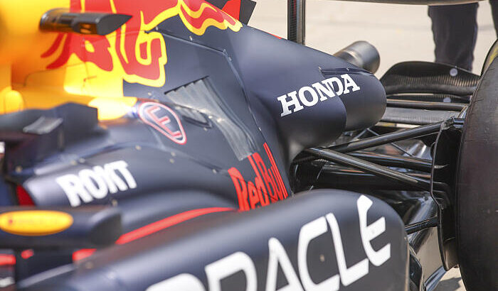 F1 : les moteurs V10 peuvent-ils vraiment revenir en 2026 ?