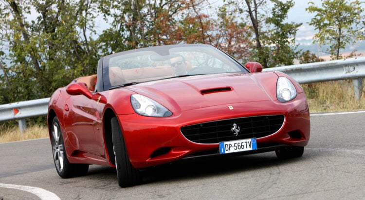 Ferrari California (2009-2017) : que vaut-elle sur le marché de l’occasion ?