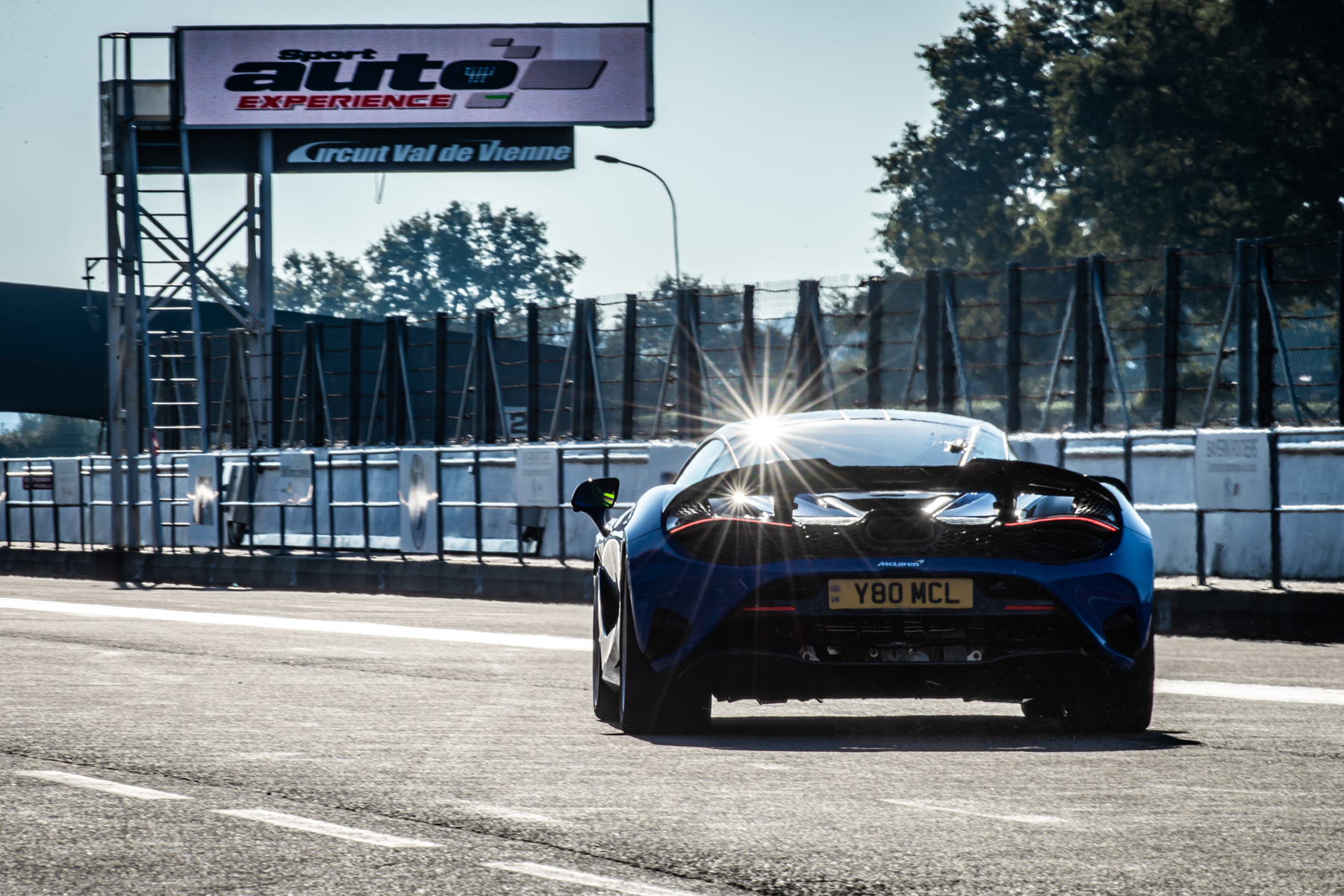 McLaren 750S (2025)