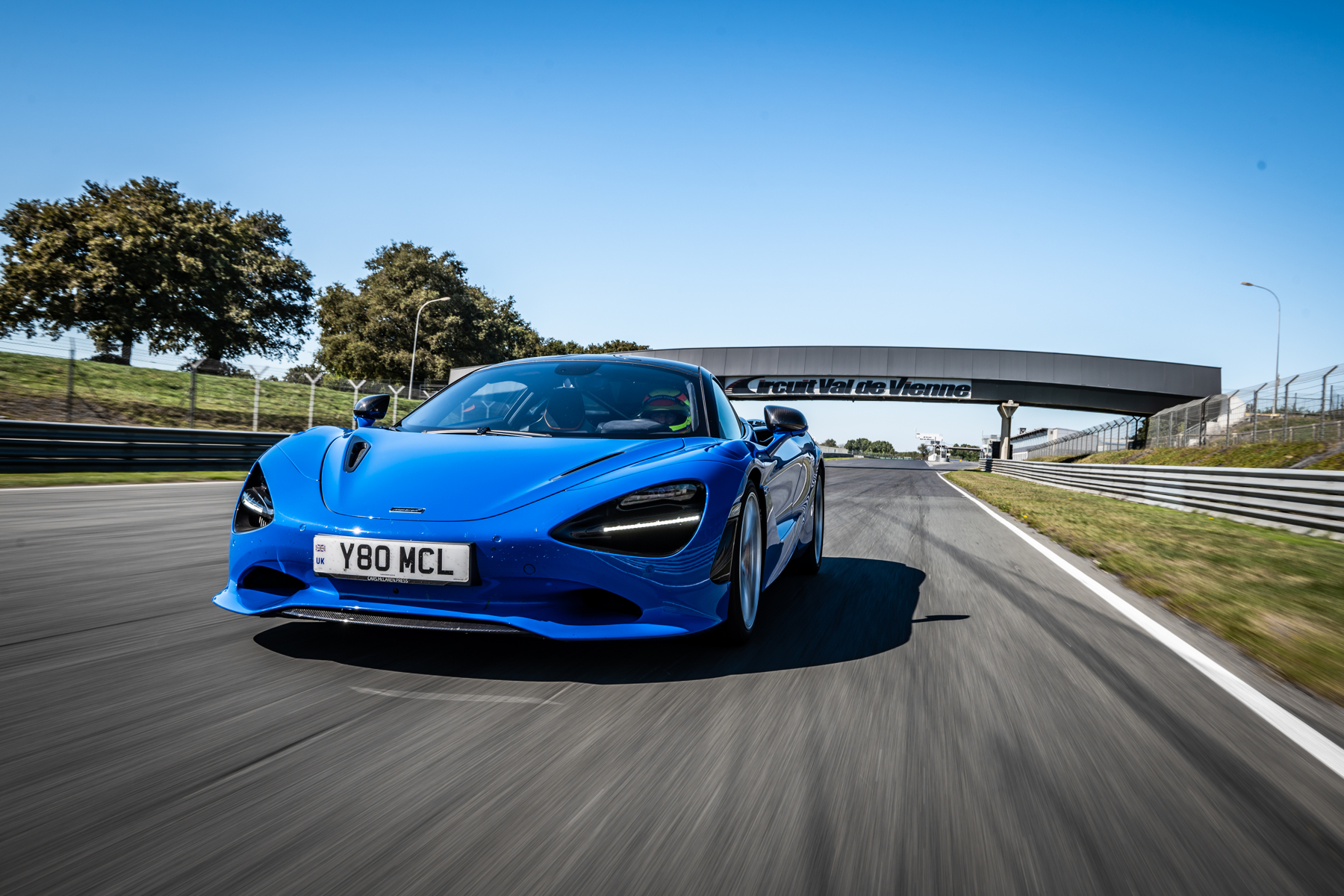 McLaren 750S (2025)
