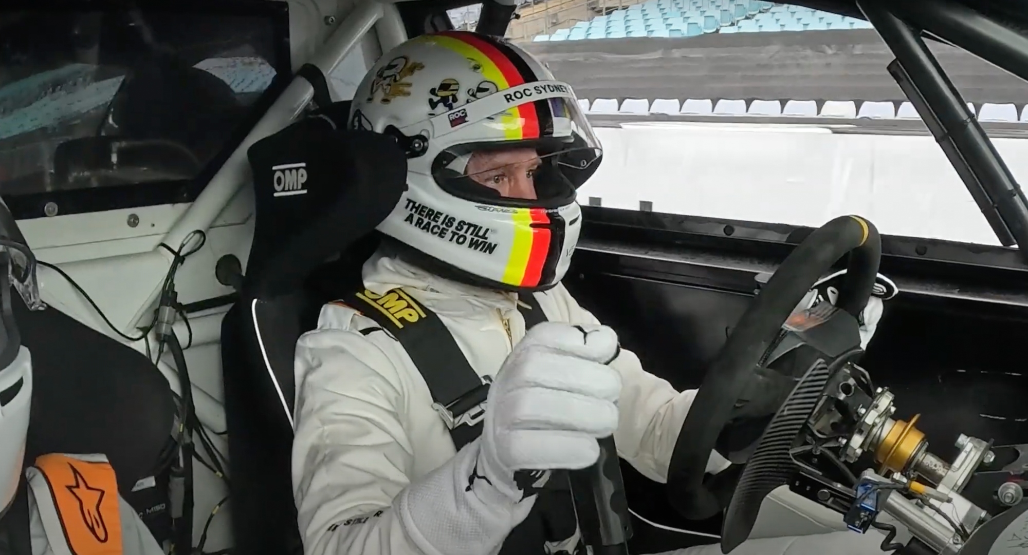 Sebastian Vettel voiture de course ROC Course des Champions Sydney 2025 vidéo