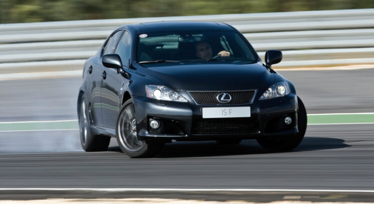 Lexus IS-F (2006-2013) : la berline V8 à 20 000 € est-elle une bonne affaire en occasion ?