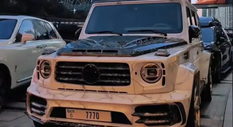 Cristiano Ronaldo roule dans un Mercedes G-63 AMG... en marbre !