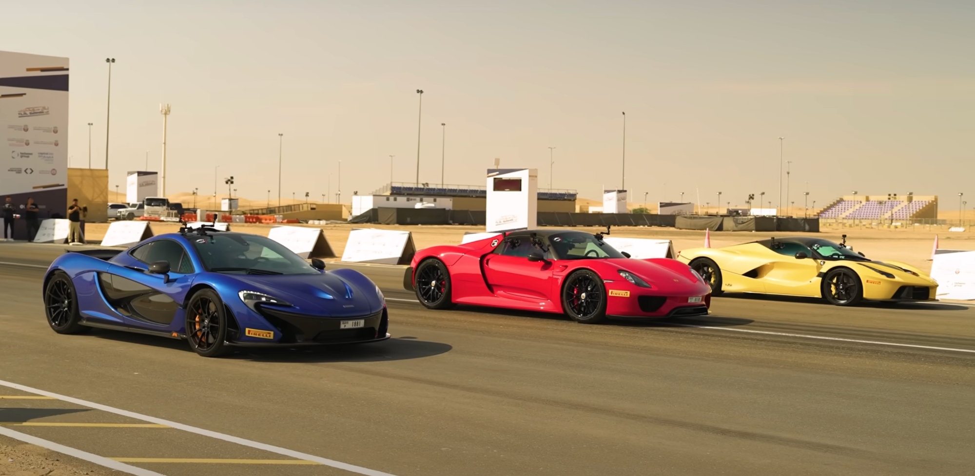 Ferrari LaFerrari Porsche 918 Spyder McLaren P1 vidéo 2025