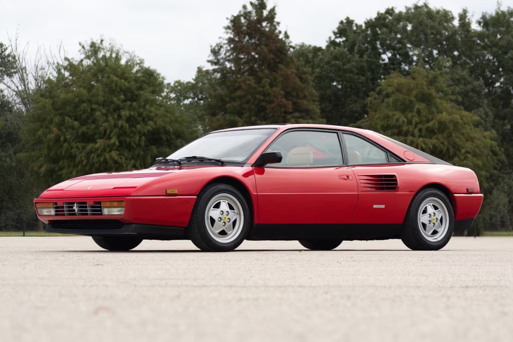 Ferrari Mondial