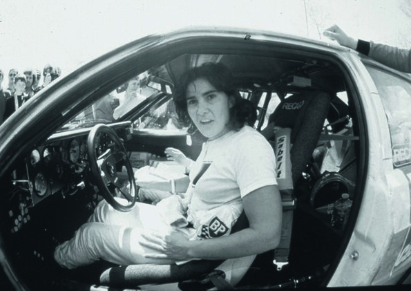 Michèle Mouton au volant de son Audi Quattro