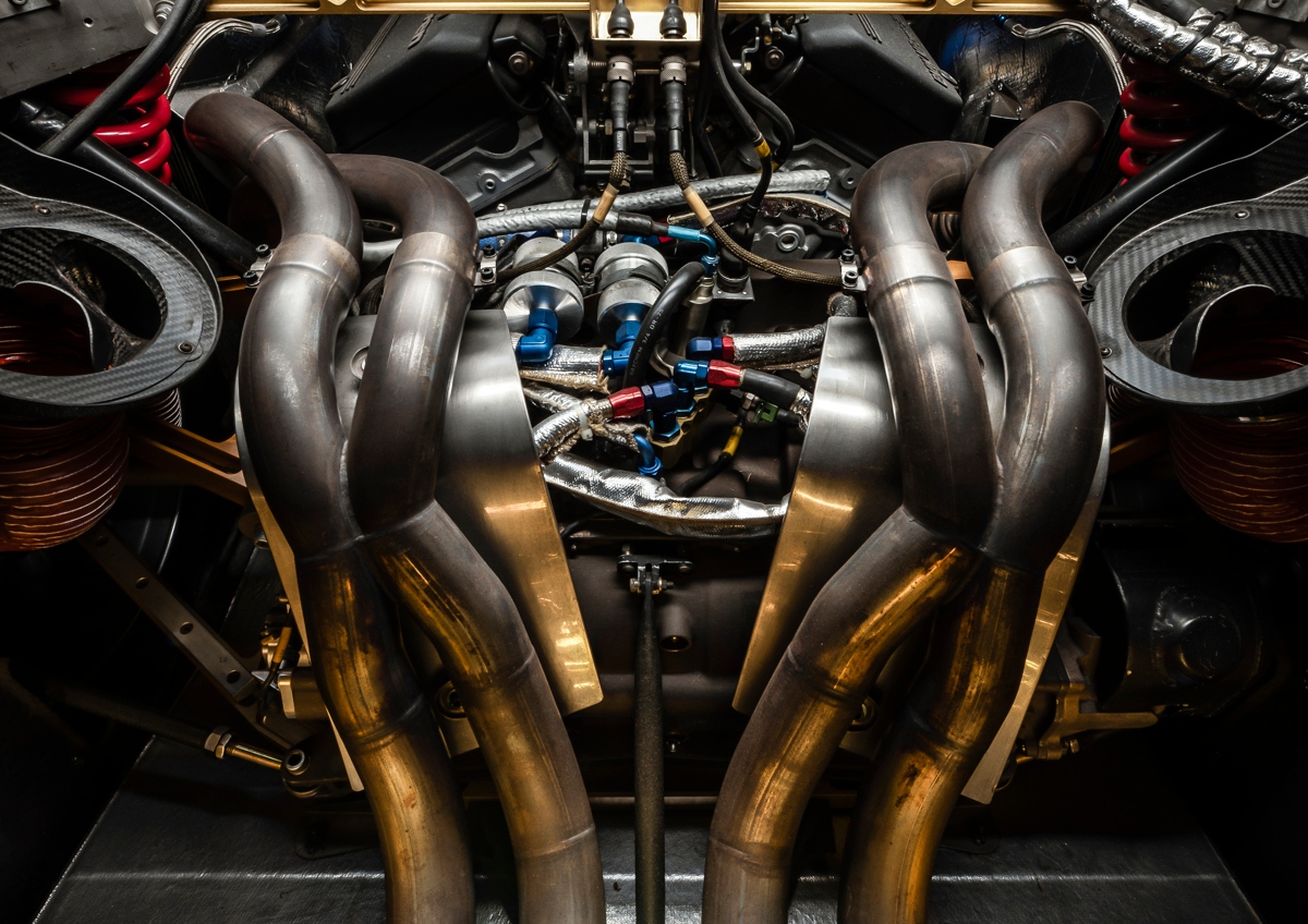 McLaren F1 GTR (1995) supercar moteur