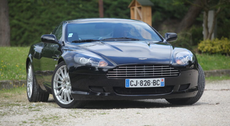 Aston Martin DB9 (2004-2016) : que vaut-elle sur le marché de l’occasion ?