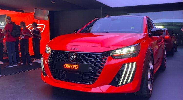 Peugeot E-208 GTi (2025) : 280 chevaux pour une icône réinventée