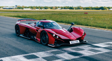 Record Top Gear hypercar Praga 2025 vid&eacute;o